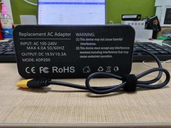 ToolkitRC ADP200 AC Power Adapter 200W Power Supply XT60 Plug Output 19.5V 10.3A for RC LiPo Battery Charger Balance Drone Model - Image 4